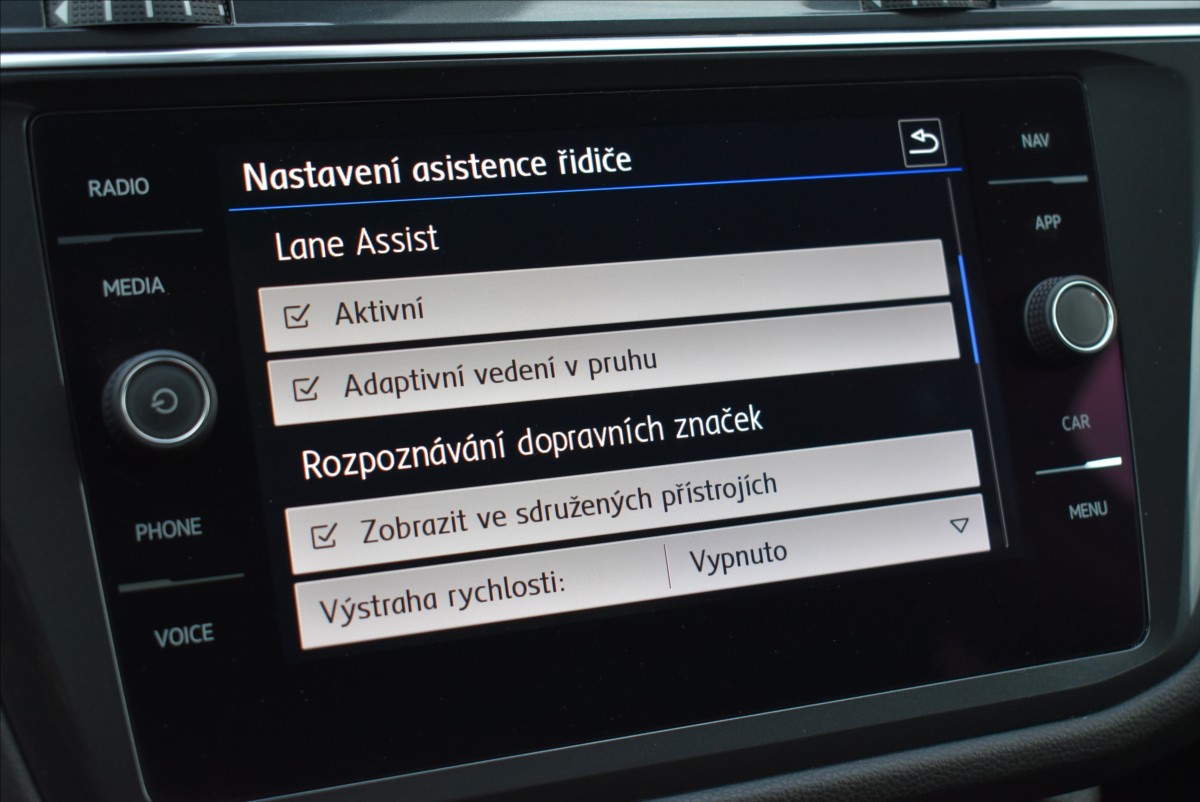 Volkswagen Tiguan Allspace 2,0 TDi  Comfortline Virtual Nez.topení - 34