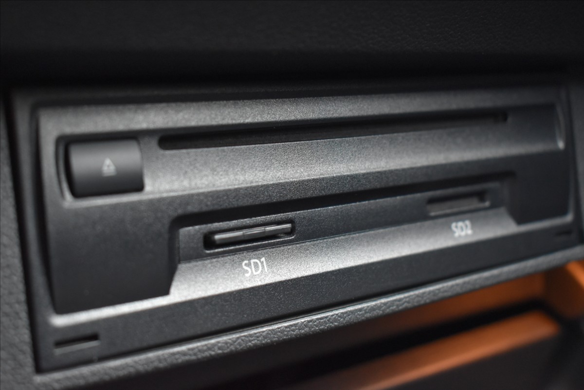 Volkswagen Tiguan Allspace 2,0 TDi  Comfortline Virtual Nez.topení - 45