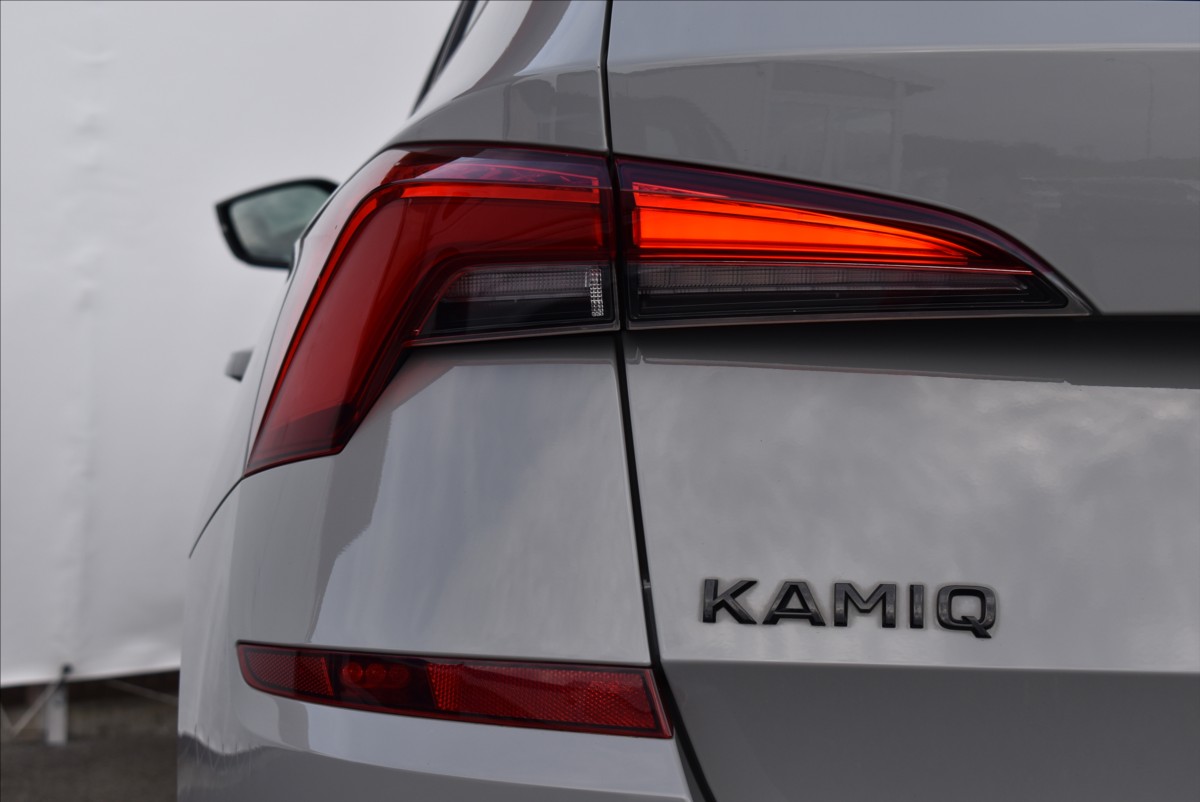 Škoda Kamiq 1,5 TSi  Monte Carlo Virtual LED ACC - 11