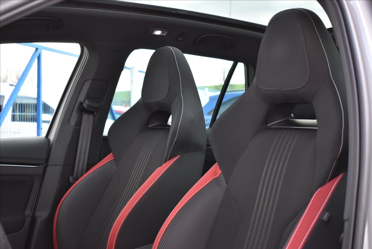 Škoda Kamiq 1,5 TSi  Monte Carlo Virtual LED ACC - 21