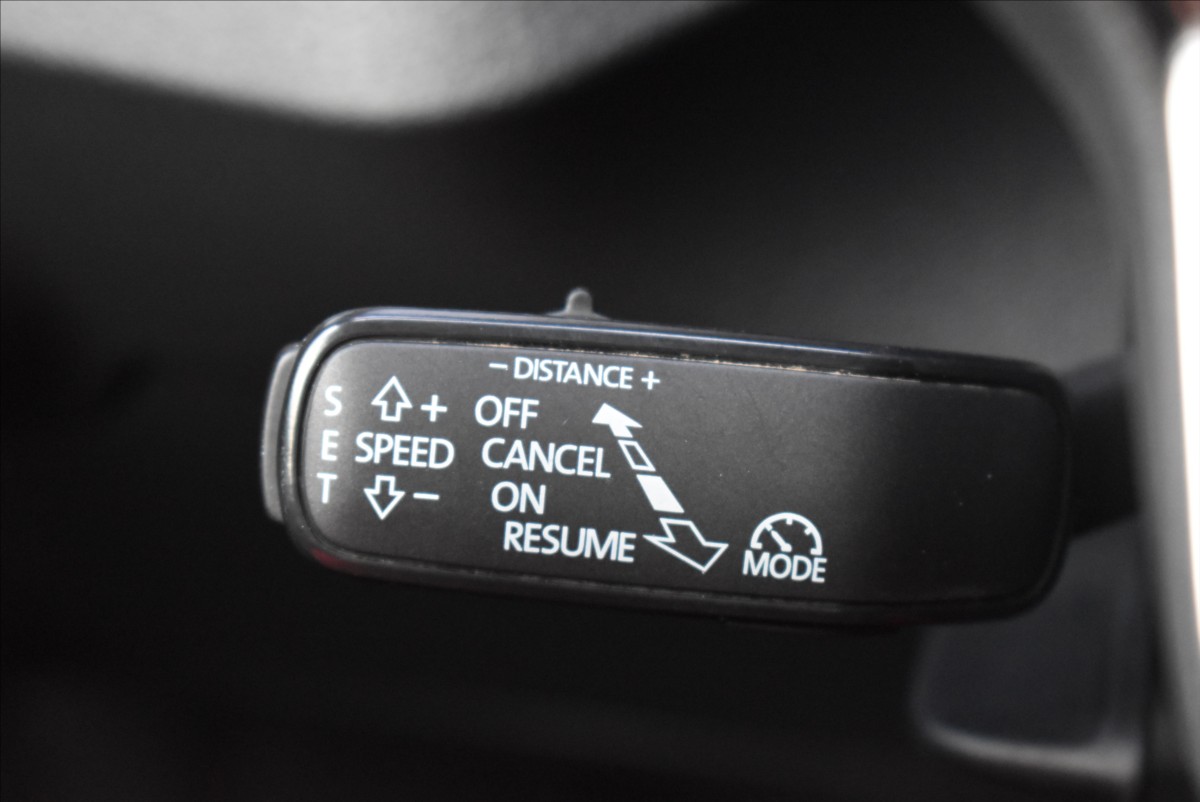 Škoda Kamiq 1,5 TSi  Monte Carlo Virtual LED ACC - 28