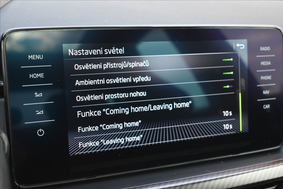 Škoda Kamiq 1,5 TSi  Monte Carlo Virtual LED ACC - 38