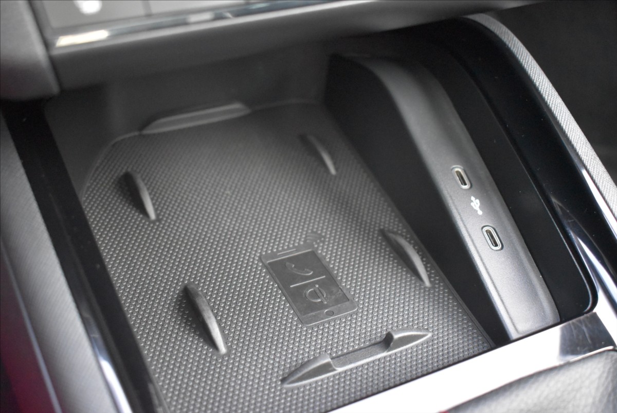 Škoda Kamiq 1,5 TSi  Monte Carlo Virtual LED ACC - 43