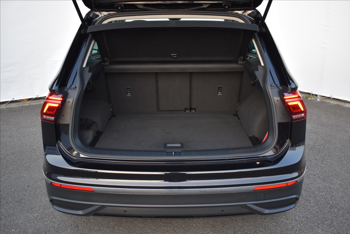 Volkswagen Tiguan 1,5 TSi  United Virtual Assist Kamera - 11