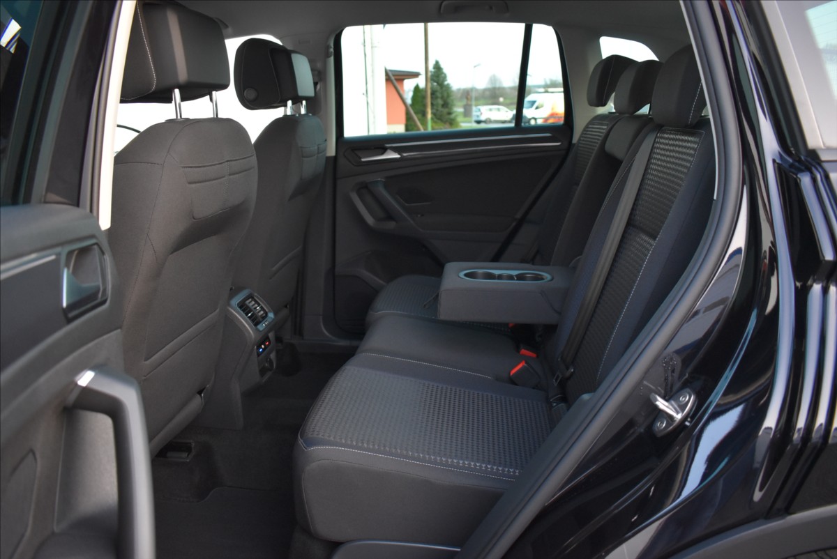 Volkswagen Tiguan 1,5 TSi  United Virtual Assist Kamera - 14