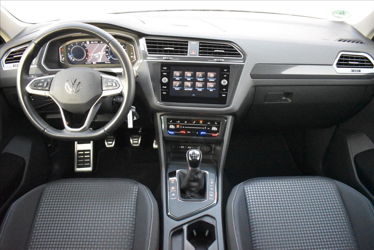 Volkswagen Tiguan 1,5 TSi  United Virtual Assist Kamera - 16