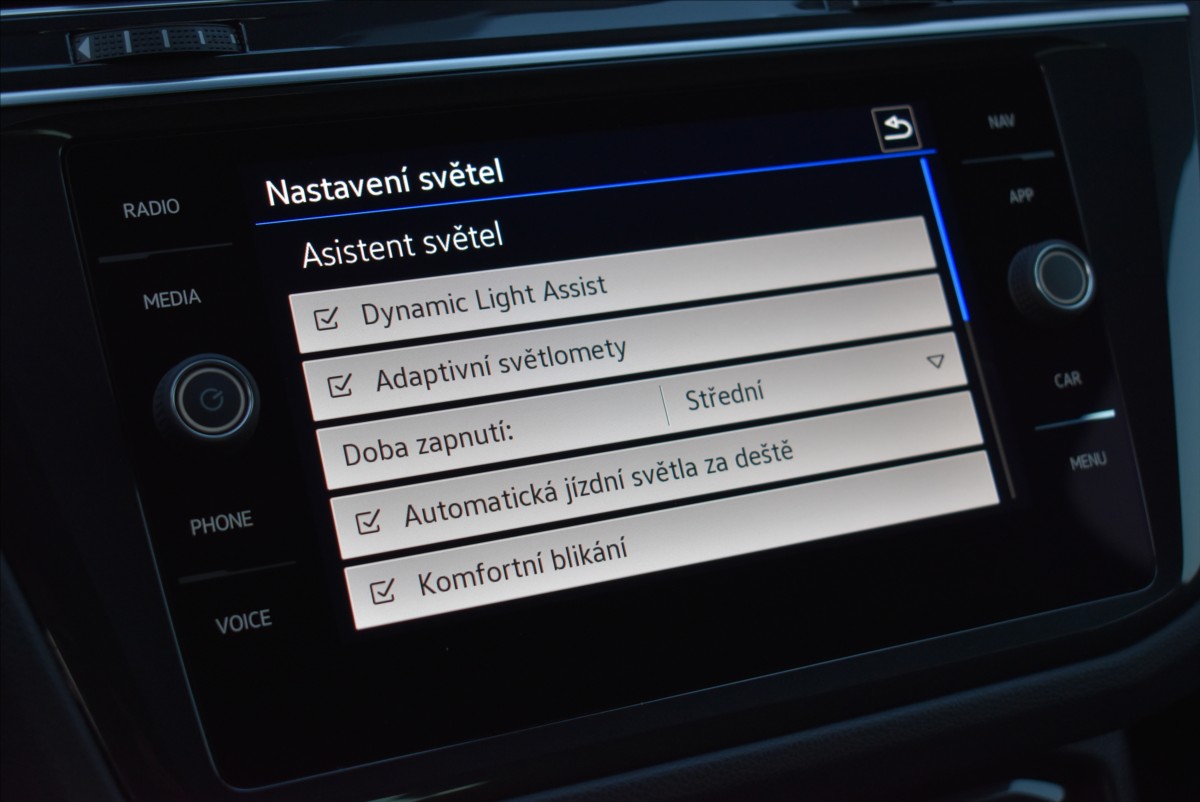 Volkswagen Tiguan 1,5 TSi  United Virtual Assist Kamera - 34
