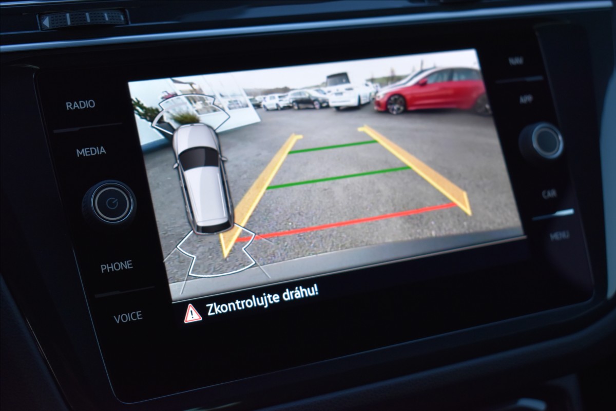 Volkswagen Tiguan 1,5 TSi  United Virtual Assist Kamera - 40