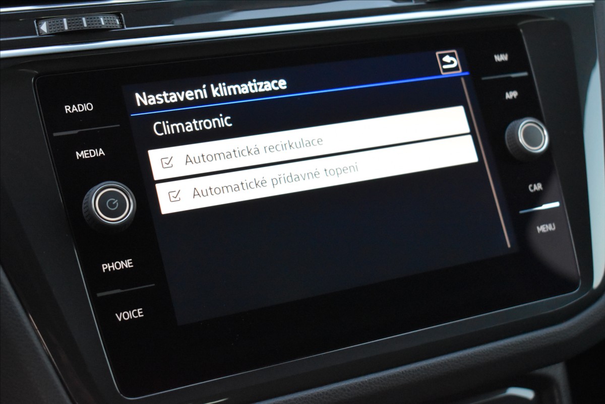 Volkswagen Tiguan 1,5 TSi  United Virtual Assist Kamera - 45