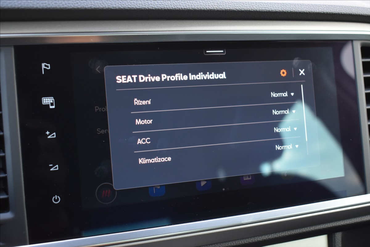 Seat Ateca 1,5 TSi  DSG X-Perience Assist Virtual - 40