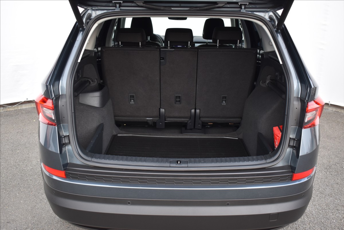 Škoda Kodiaq 2,0 TDi  DSG Ambition Nez.top. ACC - 10
