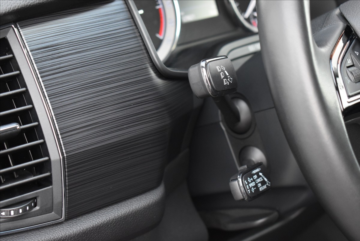 Škoda Kodiaq 2,0 TDi  DSG Ambition Nez.top. ACC - 21