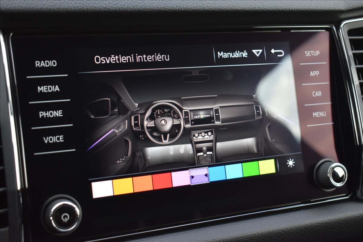 Škoda Kodiaq 2,0 TDi  DSG Ambition Nez.top. ACC - 33
