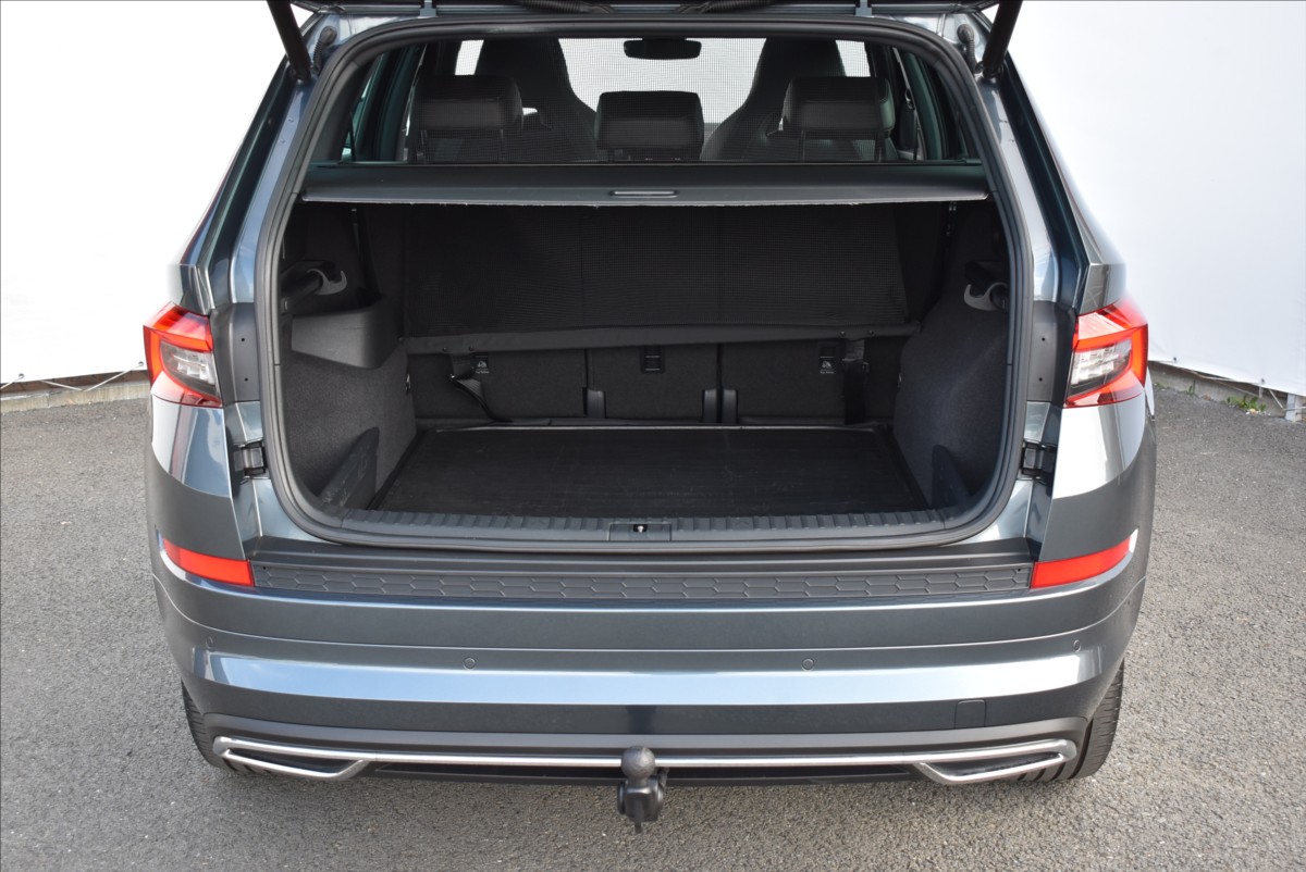 Škoda Kodiaq 2,0 TDi  DSG Sportline Virtual Assist - 11