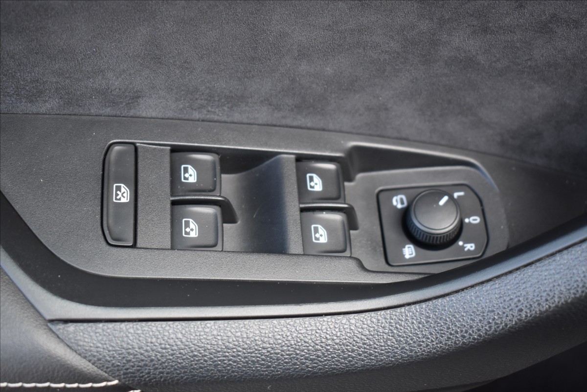 Škoda Kodiaq 2,0 TDi  DSG Sportline Virtual Assist - 22