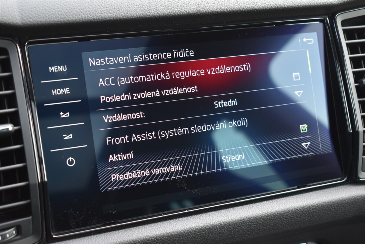 Škoda Kodiaq 2,0 TDi  DSG Sportline Virtual Assist - 33