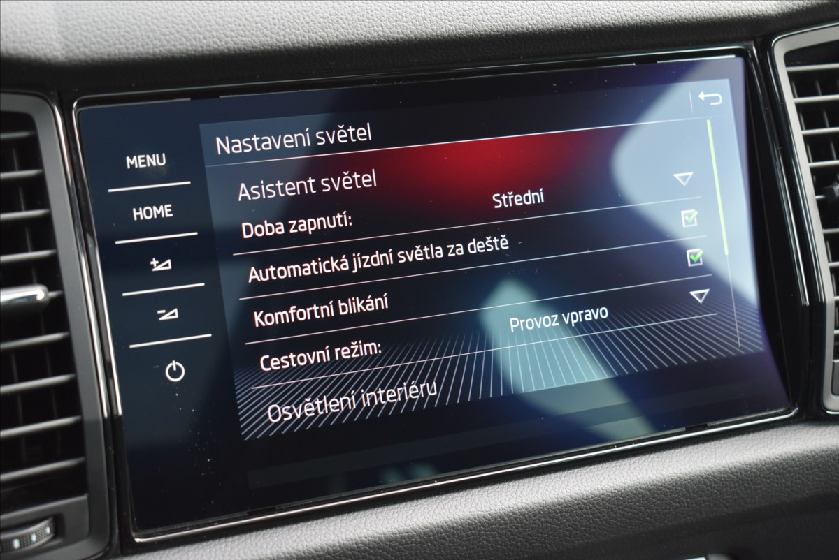 Škoda Kodiaq 2,0 TDi  DSG Sportline Virtual Assist - 37