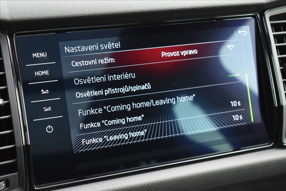 Škoda Kodiaq 2,0 TDi  DSG Sportline Virtual Assist - 38