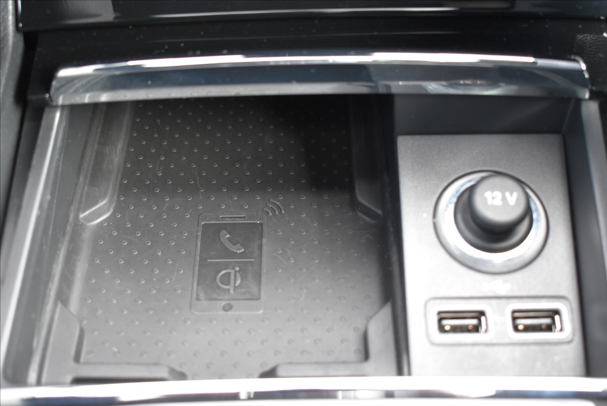 Škoda Kodiaq 2,0 TDi  DSG Sportline Virtual Assist - 44