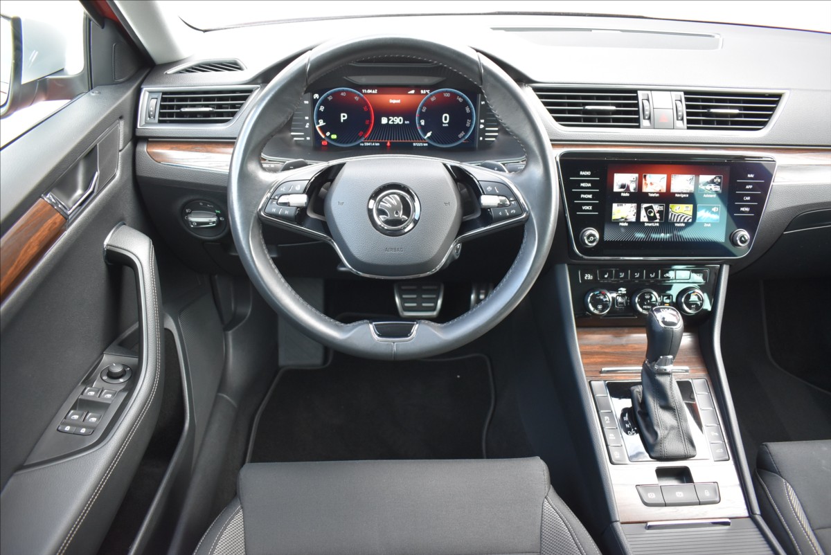 Škoda Superb 2,0 TDI  DSG 147KW SCOUT 4x4 - 18