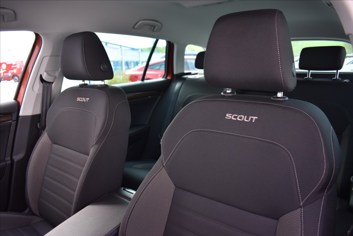 Škoda Superb 2,0 TDI  DSG 147KW SCOUT 4x4 - 22