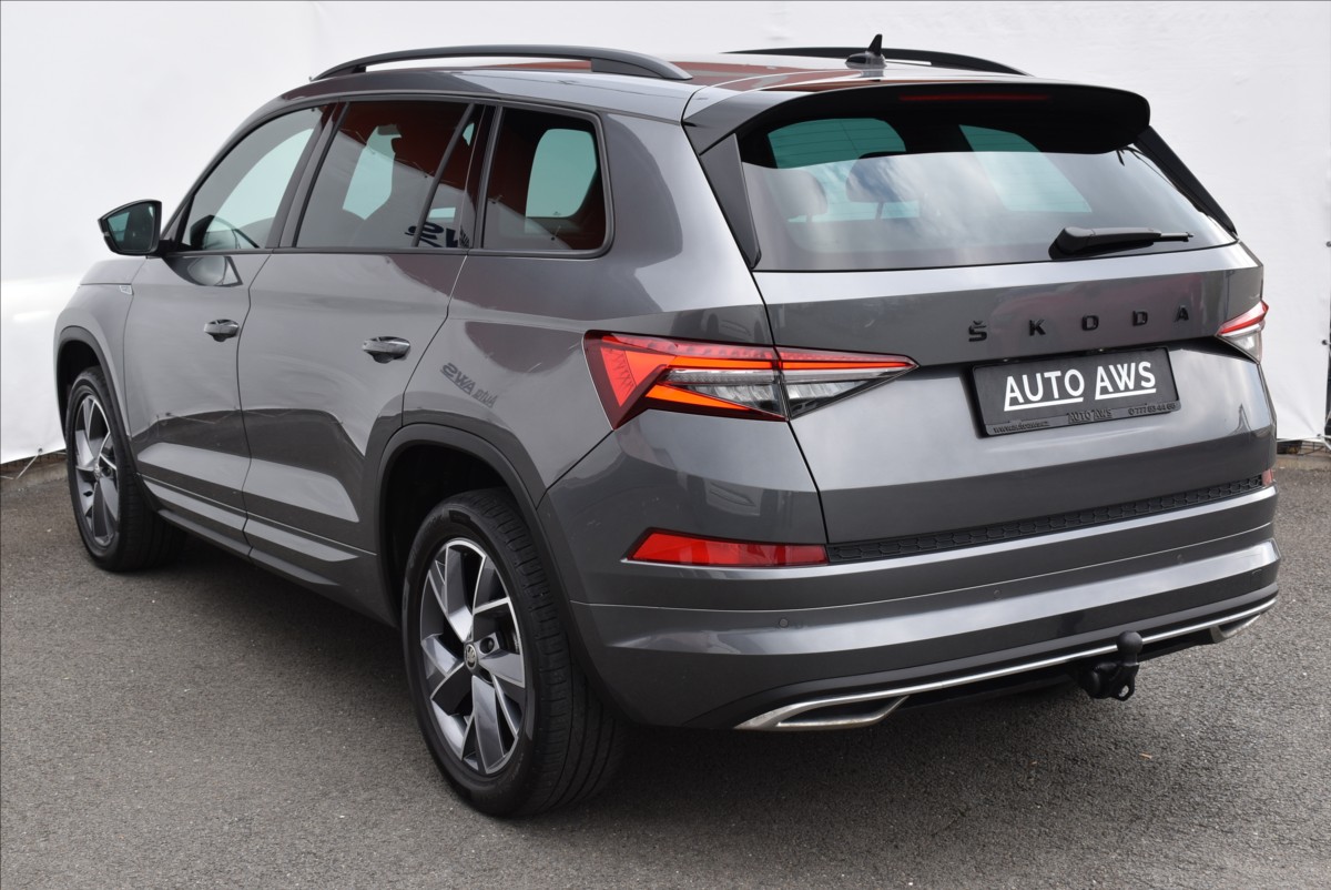 Škoda Kodiaq 2,0 TDI  DSG Sportline Matrix Tažné - 8