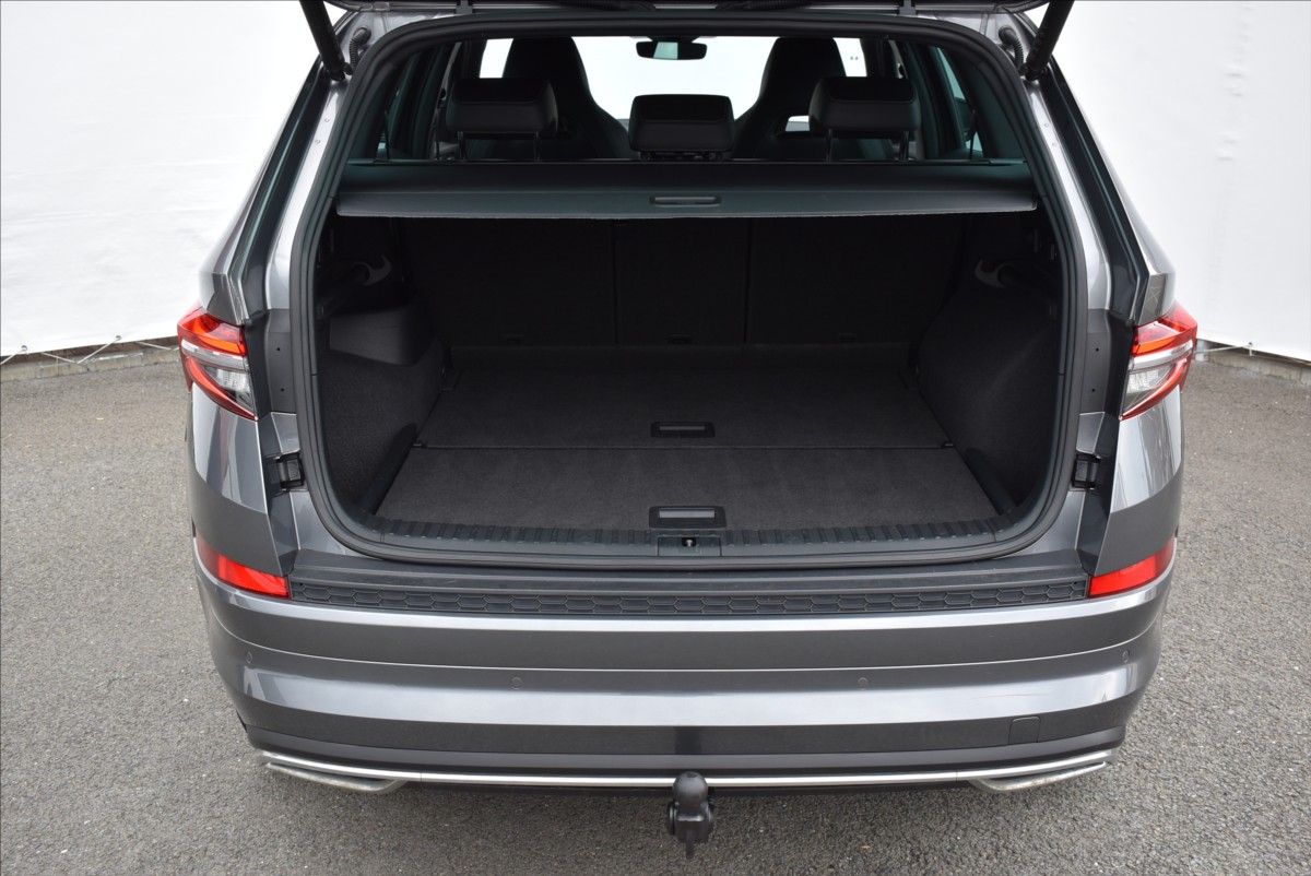 Škoda Kodiaq 2,0 TDI  DSG Sportline Matrix Tažné - 10