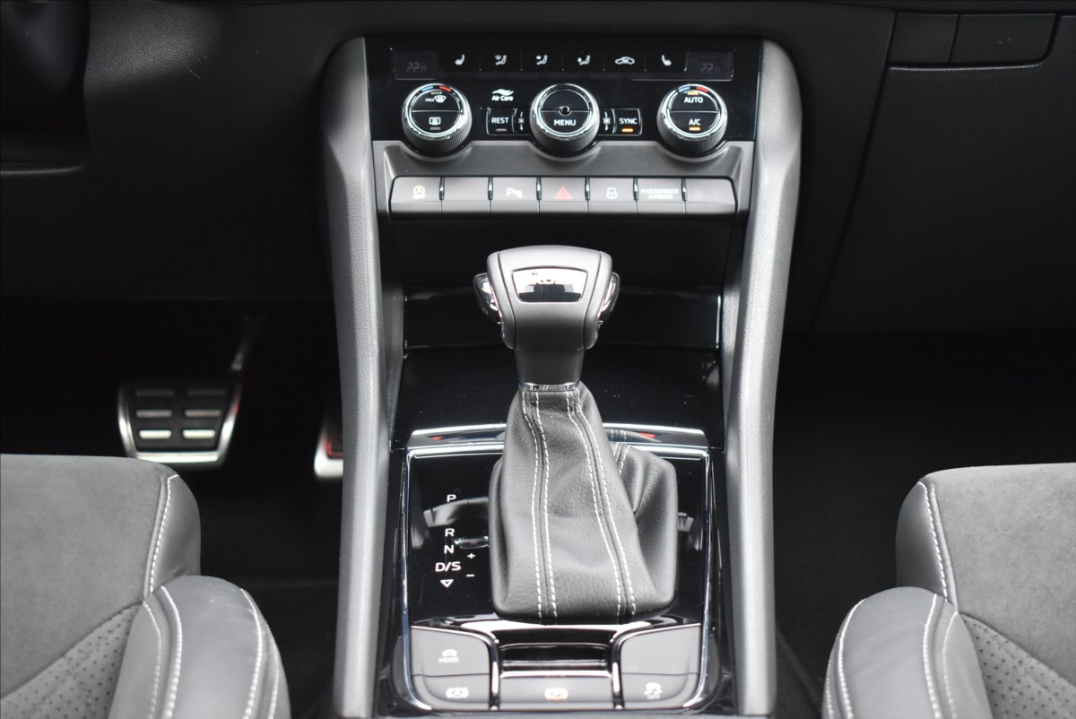 Škoda Kodiaq 2,0 TDI  DSG Sportline Matrix Tažné - 15