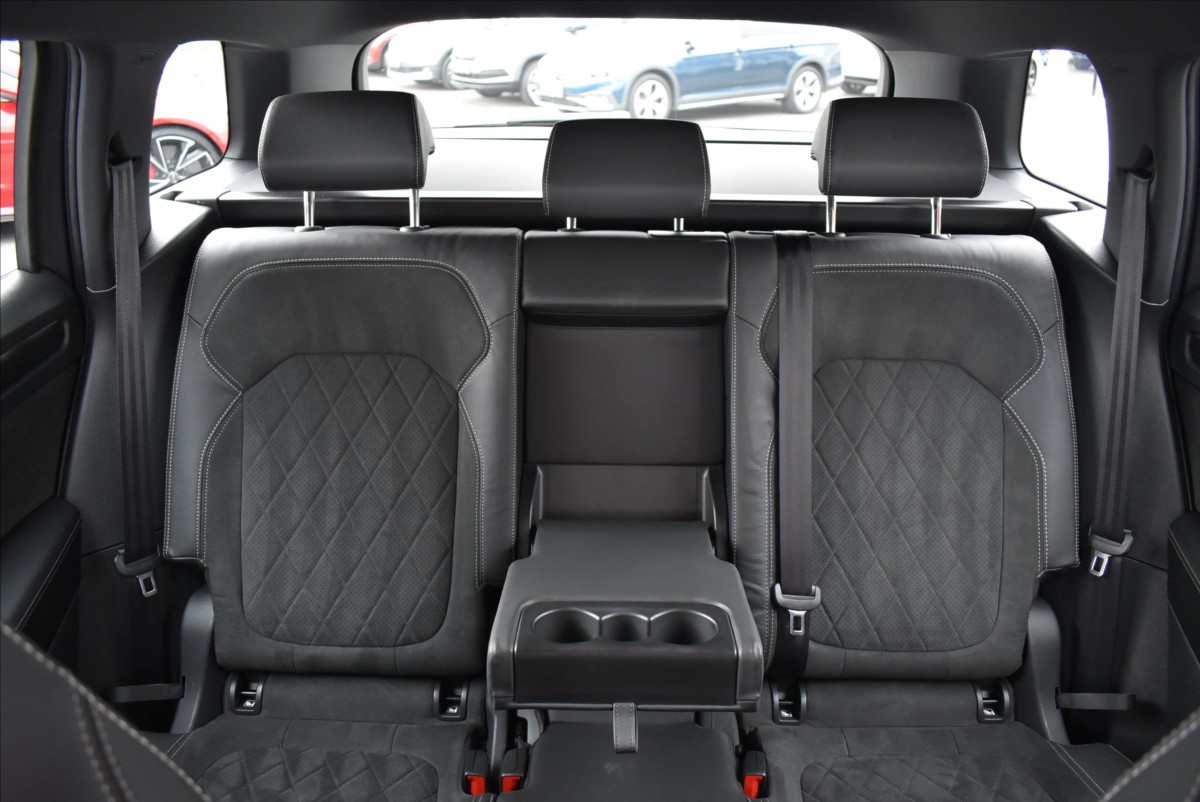Škoda Kodiaq 2,0 TDI  DSG Sportline Matrix Tažné - 22