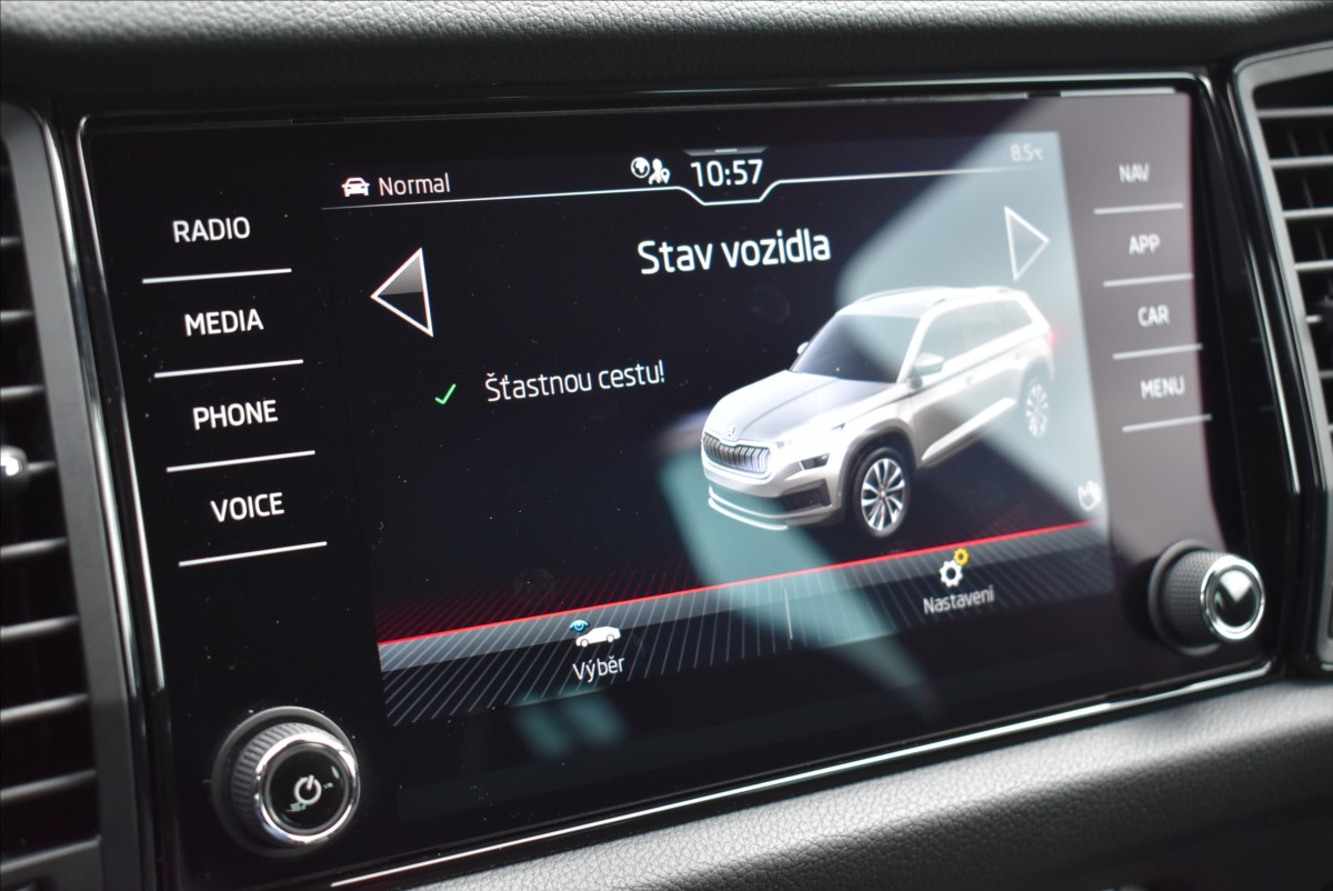 Škoda Kodiaq 2,0 TDI  DSG Sportline Matrix Tažné - 30