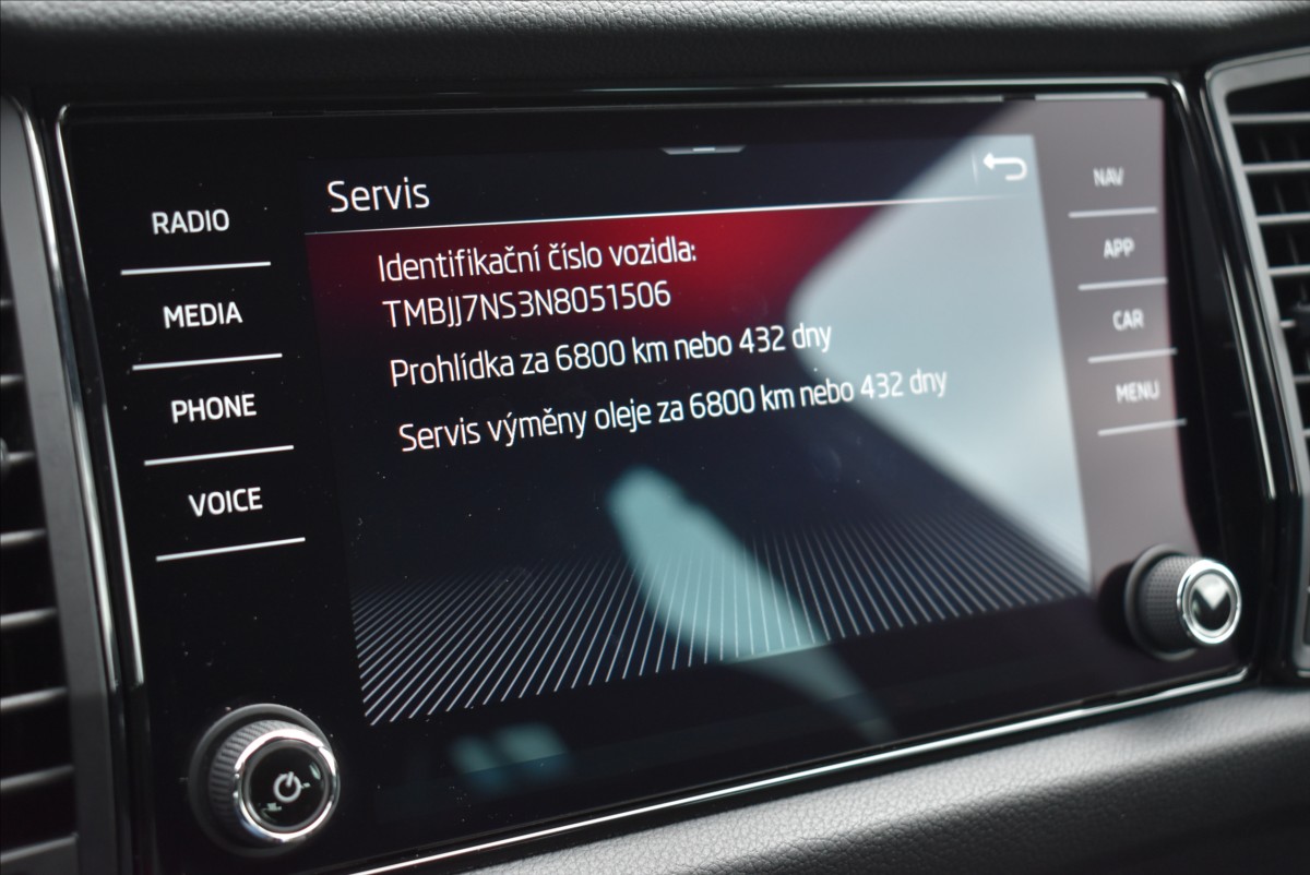 Škoda Kodiaq 2,0 TDI  DSG Sportline Matrix Tažné - 37