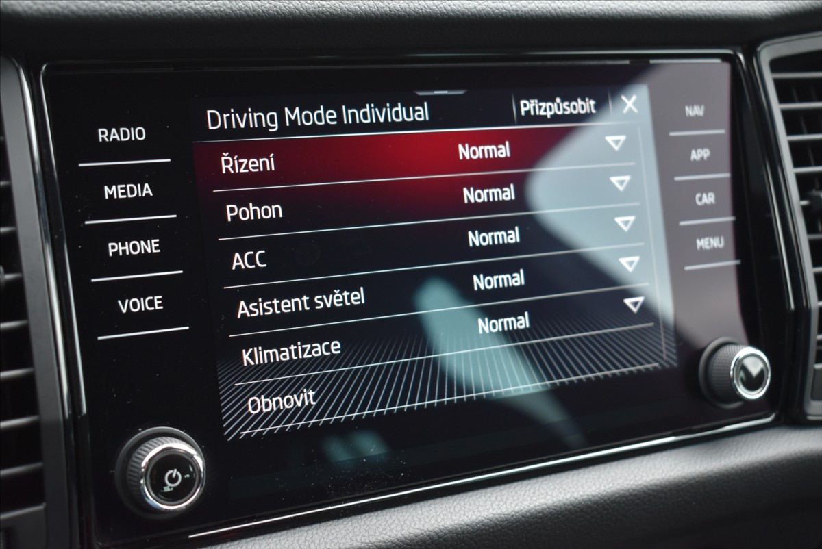 Škoda Kodiaq 2,0 TDI  DSG Sportline Matrix Tažné - 42
