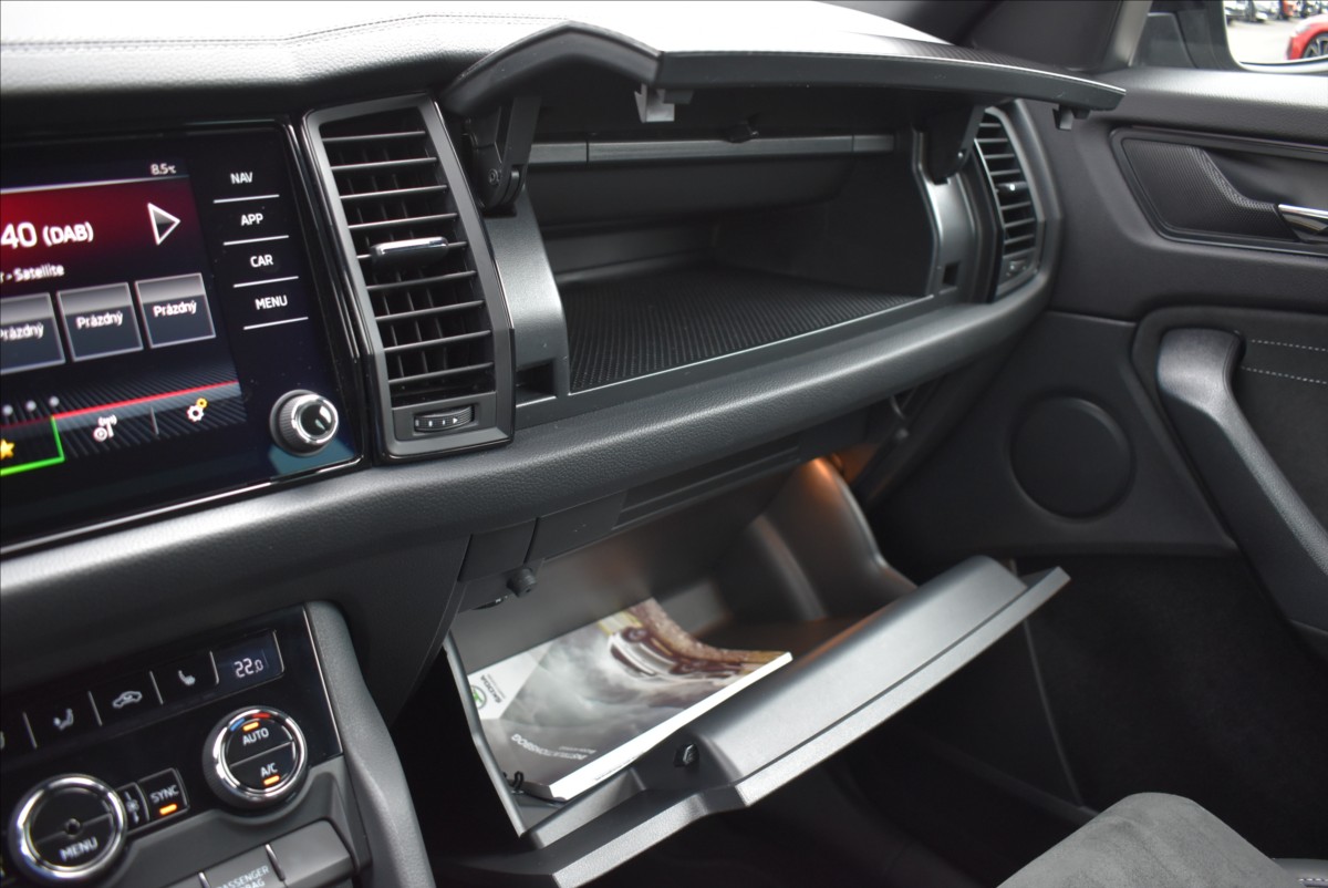 Škoda Kodiaq 2,0 TDI  DSG Sportline Matrix Tažné - 44