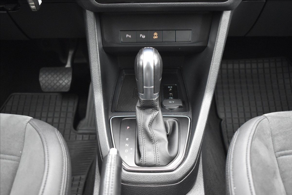 Volkswagen Caddy 2,0 TDI  DSG 110kW Maxi Highline - 18
