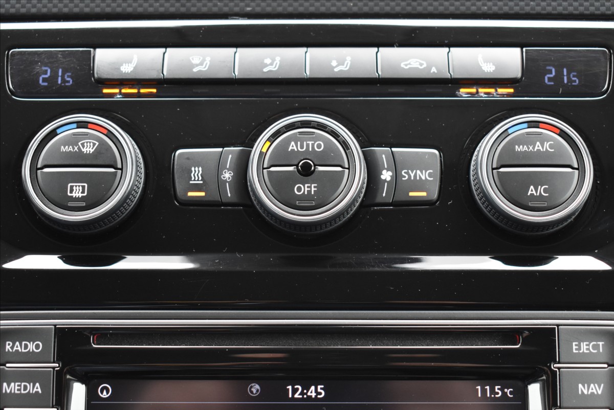 Volkswagen Caddy 2,0 TDI  DSG 110kW Maxi Highline - 43