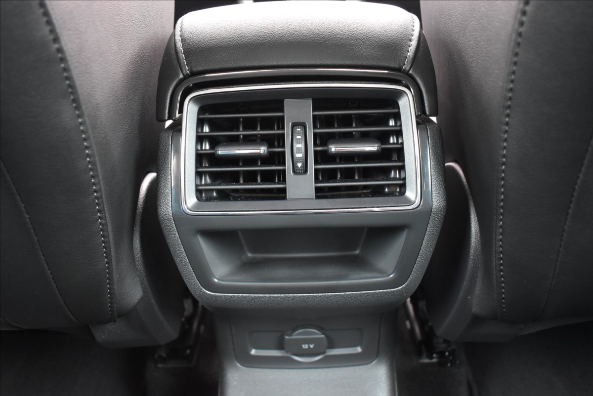 Škoda Karoq 2,0 TDI  Style Matrix Virtual - 15
