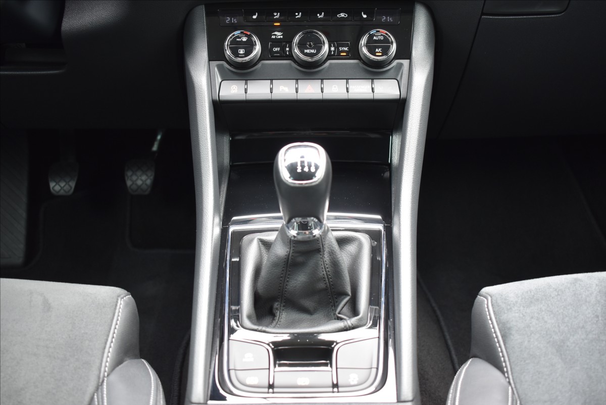 Škoda Karoq 2,0 TDI  Style Matrix Virtual - 16