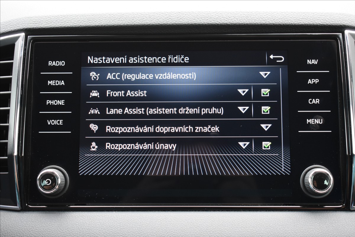 Škoda Karoq 2,0 TDI  Style Matrix Virtual - 29