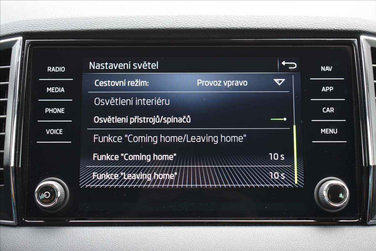 Škoda Karoq 2,0 TDI  Style Matrix Virtual - 32