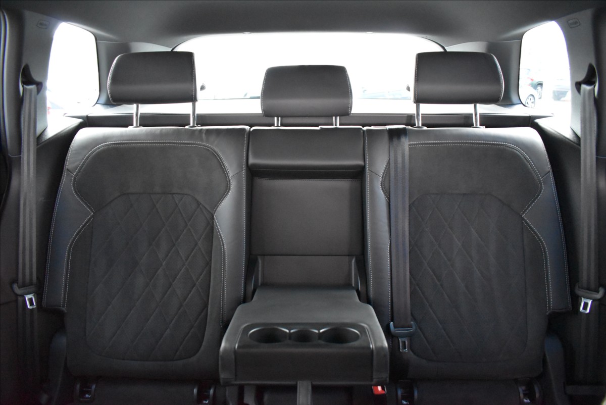 Škoda Kodiaq 2,0 TDi  DSG Sportline Virtual Kamera - 28