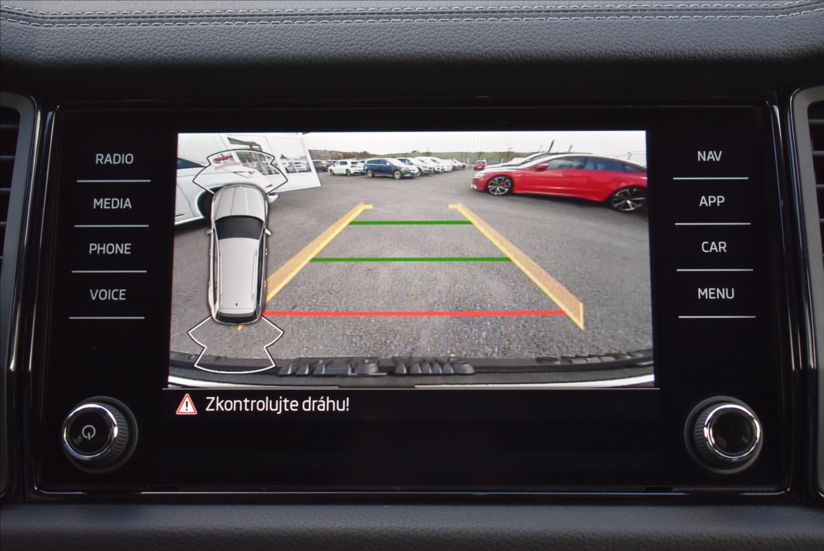 Škoda Kodiaq 2,0 TDi  DSG Sportline Virtual Kamera - 39