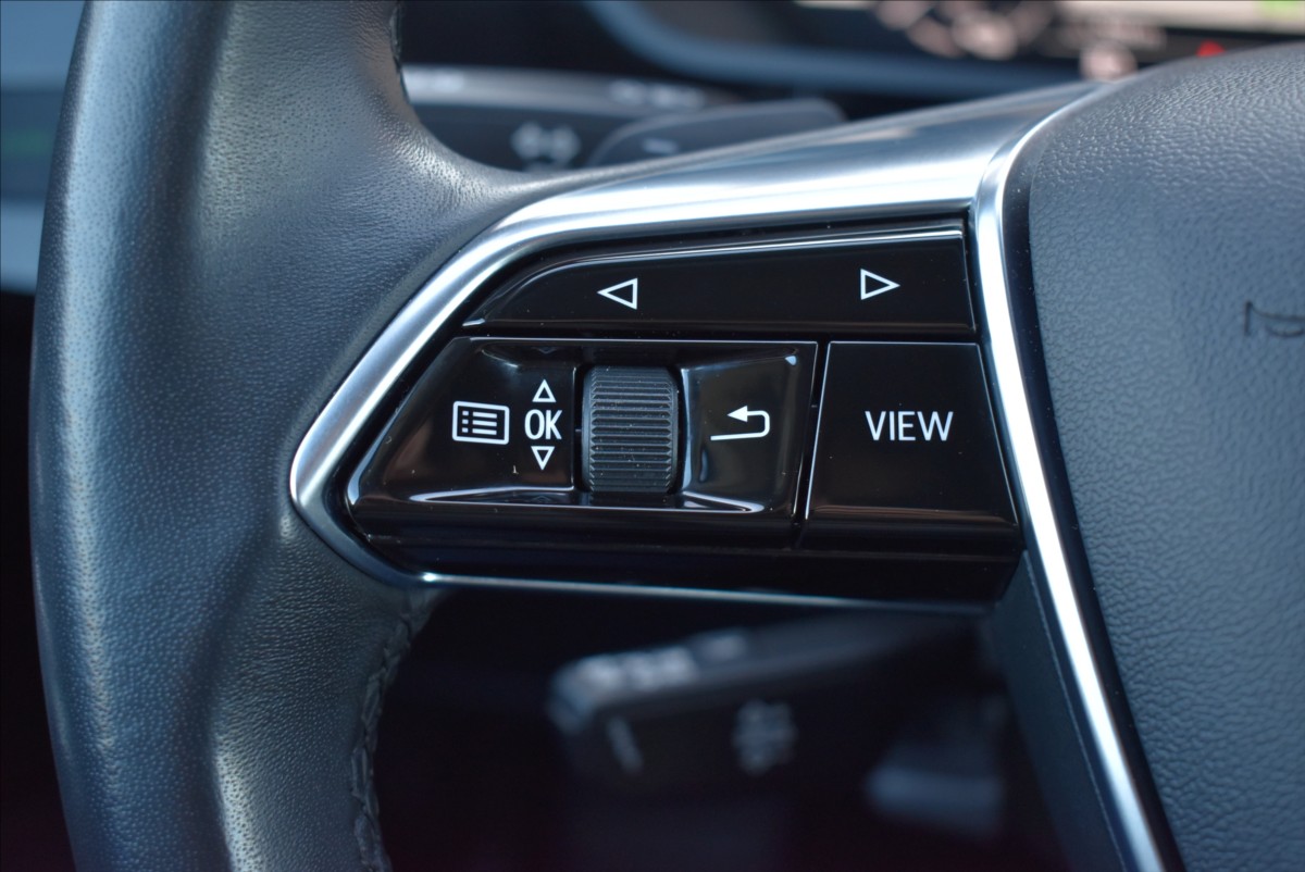 Audi e-tron 0,0 55  300KW S-Line Panorama - 22