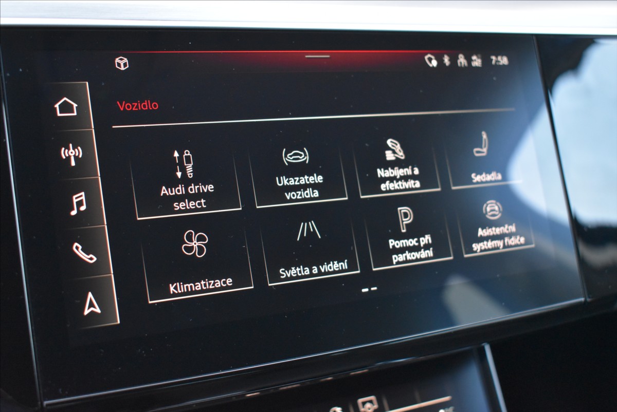 Audi e-tron 0,0 55  300KW S-Line Panorama - 24