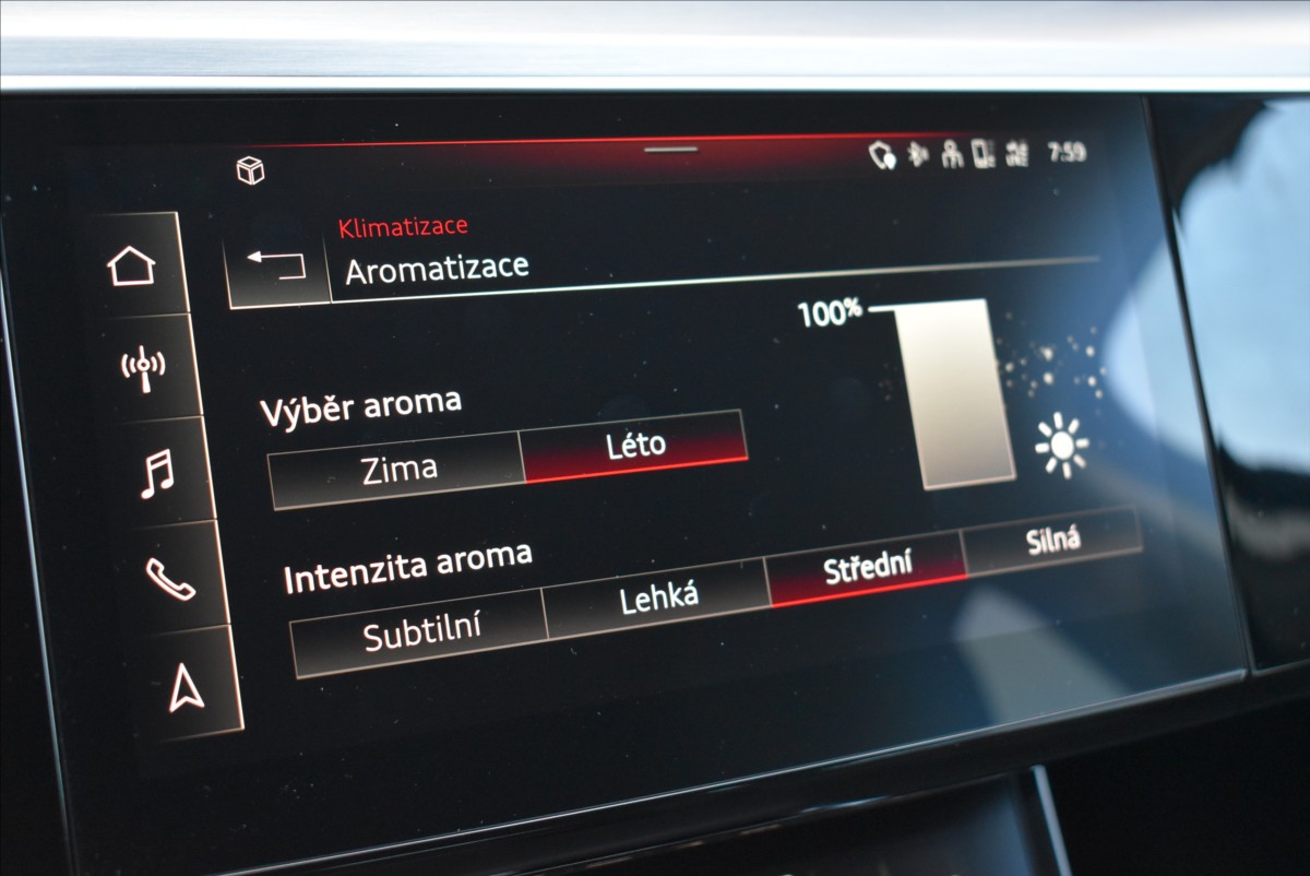Audi e-tron 0,0 55  300KW S-Line Panorama - 27