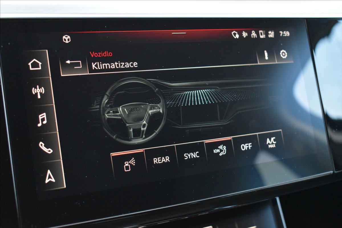 Audi e-tron 0,0 55  300KW S-Line Panorama - 28