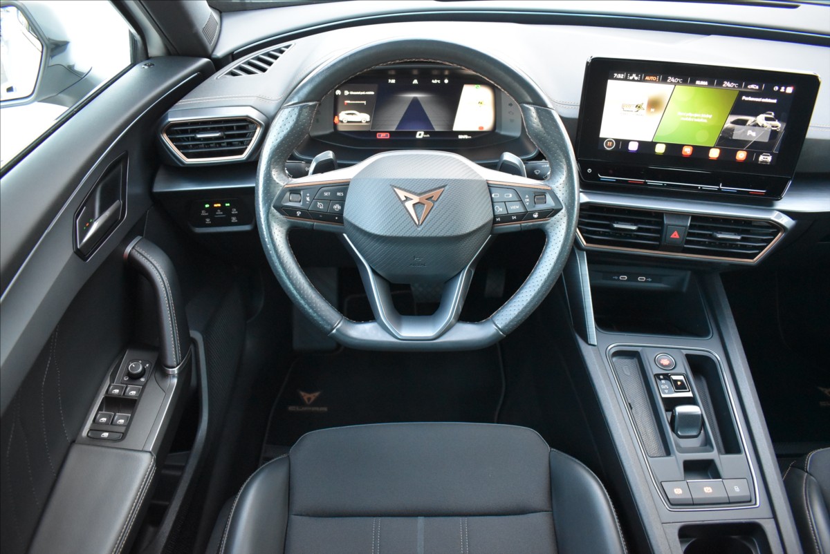 Cupra Formentor 1,5 TSI  DSG 110KW Kamera - 15