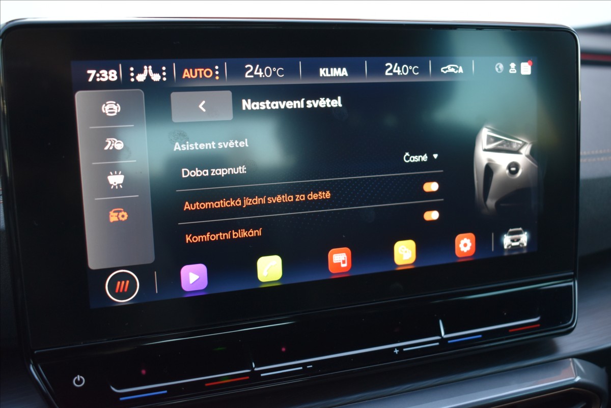 Cupra Formentor 1,5 TSI  DSG 110KW Kamera - 35