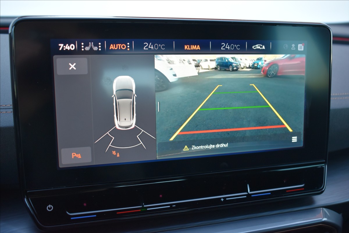 Cupra Formentor 1,5 TSI  DSG 110KW Kamera - 40