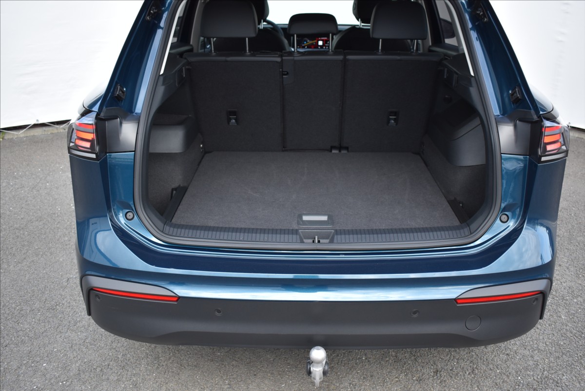 Volkswagen Tiguan 2,0 TDi  DSG IQ Light 3D LED Plus - 9