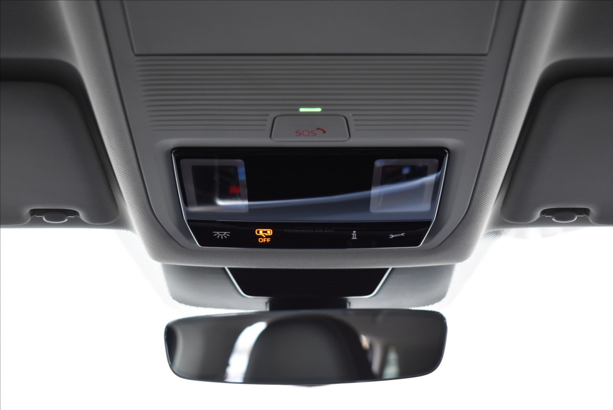 Volkswagen Tiguan 2,0 TDi  DSG IQ Light 3D LED Plus - 14